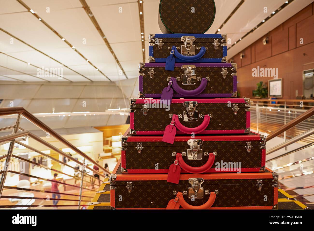 SINGAPORE NOVEMBER 05 2023 Suitcases Trunk Collection On Display singapore-november-05-2023-suitcases-trunk-collection-on-display