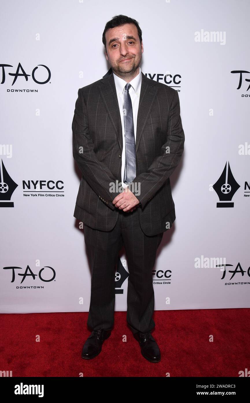 New York, USA. 03rd Jan, 2024. David Krumholtz attends the 89th New