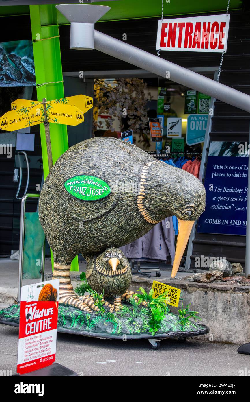 franz josef new zealand Dec 13th 2023: the kiwi statue on the street in front of West Coast Wildlife Centre. Stock Photo