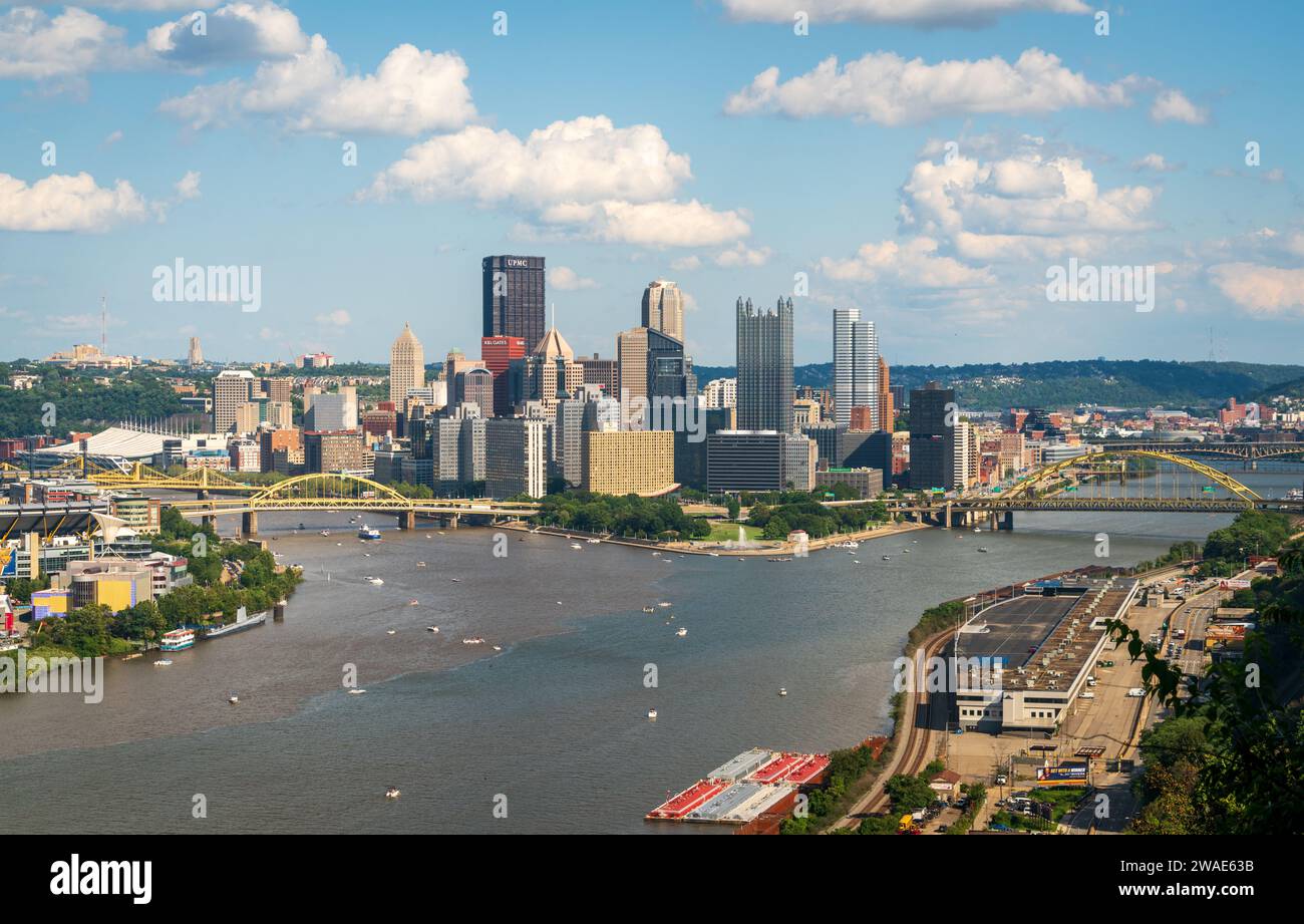 A View of Pittsburgh and the Roberto Clemente Bridge also known at the Sixth Street Bridge Stock Photo