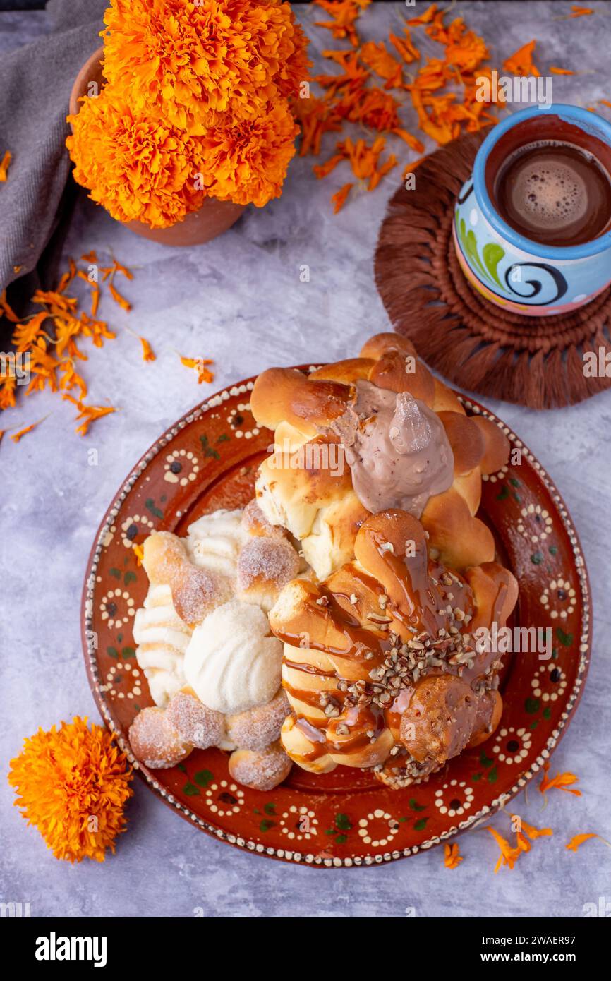 Bread of the dead and hot chocolate, typical Mexican food to celebrate with the family Stock Photo