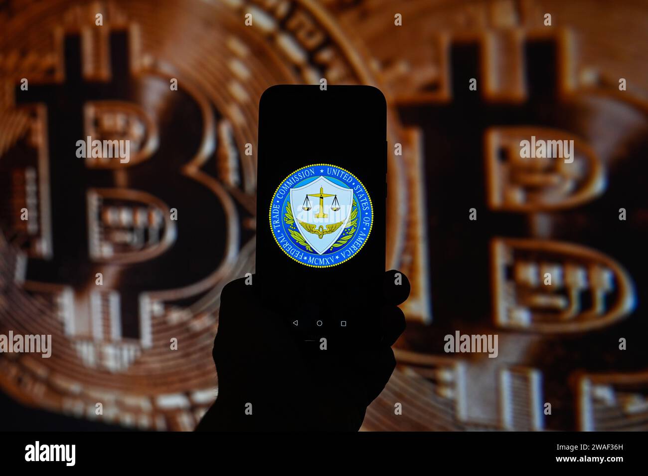 Etf technology logo hi-res stock photography and images - Page 2 - Alamy