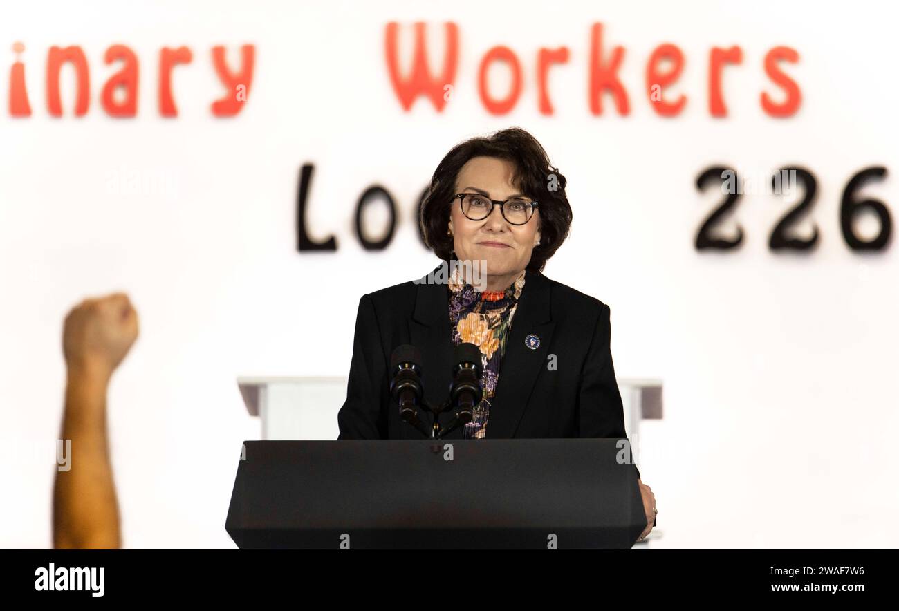 Las Vegas, Nevada, USA. 03rd Jan, 2024. U.S. Senator JACKY ROSEN (D-NV) addresses the Culinary Workers Local 226 at their headquarters in Las Vegas.(Credit Image: © Brian Cahn/ZUMA Press Wire) EDITORIAL USAGE ONLY! Not for Commercial USAGE! Stock Photo