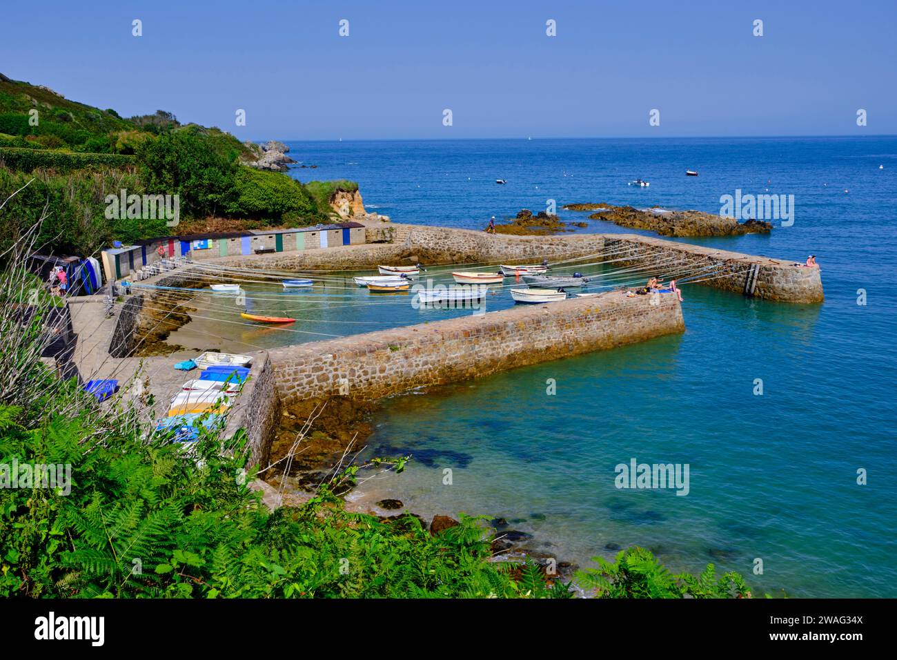 Petit port hi-res stock photography and images - Alamy