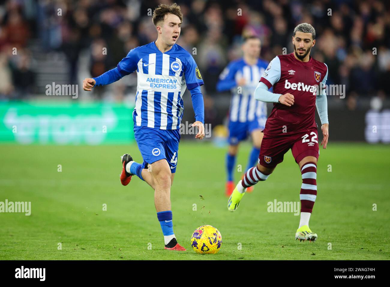 LONDON, UK - 2nd Jan 2024: Jack Hinshelwood of Brighton & Hove Albion ...