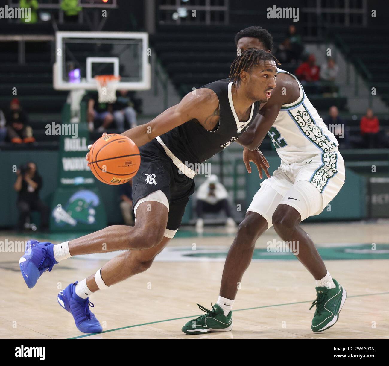 New Orleans, USA. 03rd Jan, 2024. Tulane Green Wave guard Asher Woods