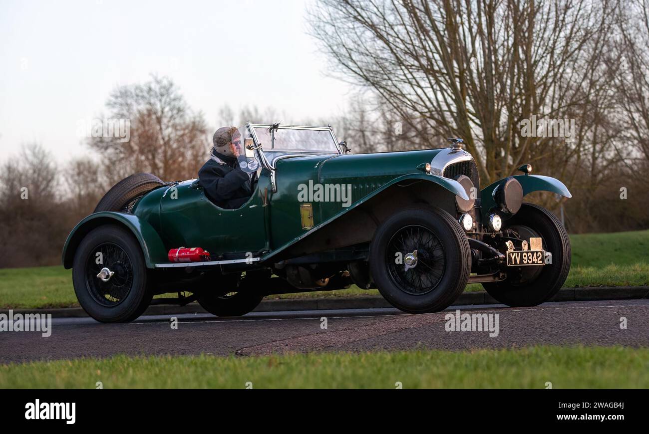 Stony Stratford,UK Jan 1st 2024. 1928 green Bentley 41 2 vintage car arriving at Stony Stratford for the annual New Years Day vintage and classic vehi Stock Photo