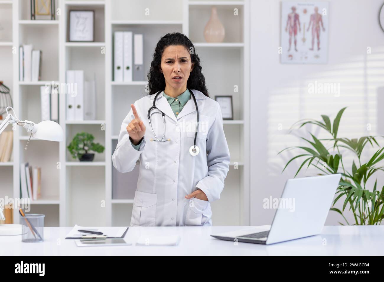 White woman doctor angry hi-res stock photography and images - Alamy