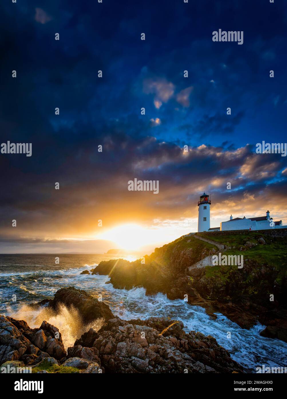 Sunrise at Fanad Head Lighthouse, Wild Atlantic Way, Fanad Peninsula, County Donegal, Ireland Stock Photo