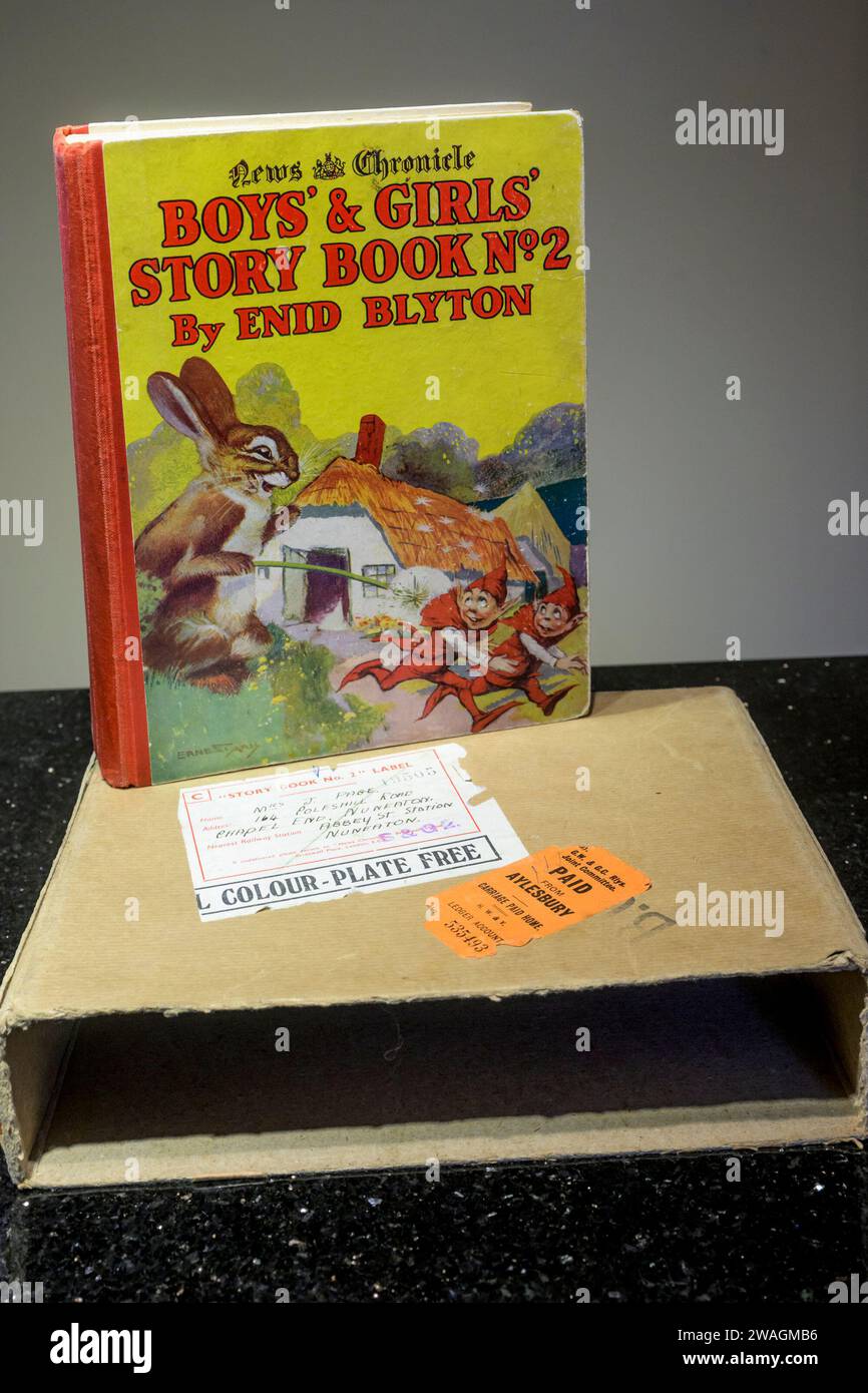 News Chronicle, Boys and Girls Story Book No 2 by Enid Blyton, with original shipping box Stock Photo