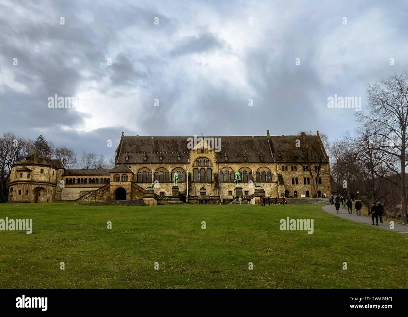 kaiser-saal-hi-res-stock-photography-and-images-alamy