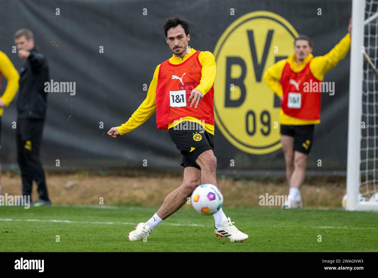 Fußball: 1. Bundesliga, Saison 2023/2024, Trainingslager von Borussia Dortmund am 04.01.2024 in Marbella (Spanien). Mats Hummels in Aktion. Stock Photo