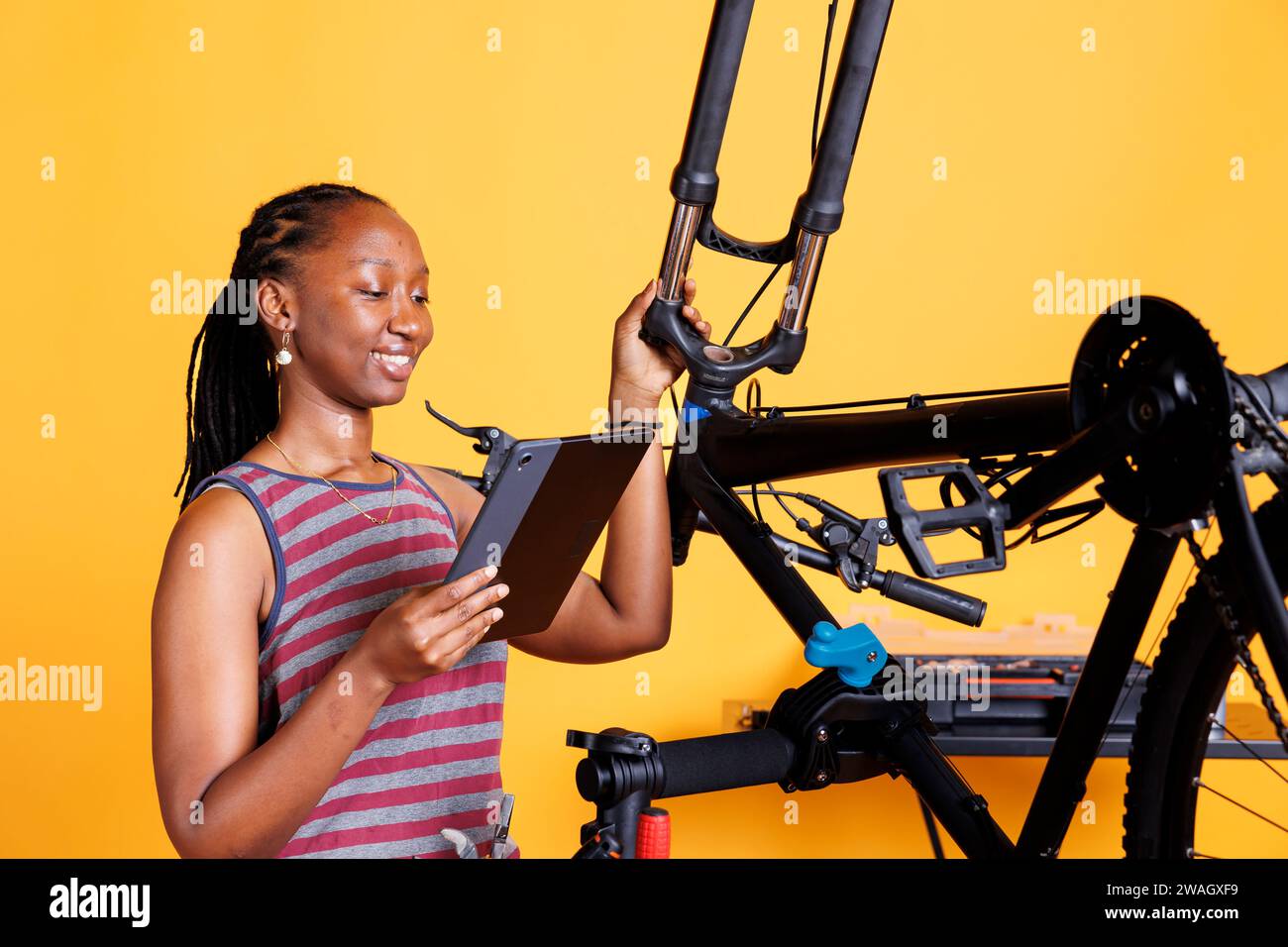 Multitasking Sports Digital sports solutions hi-res stock photography and images - Alamy