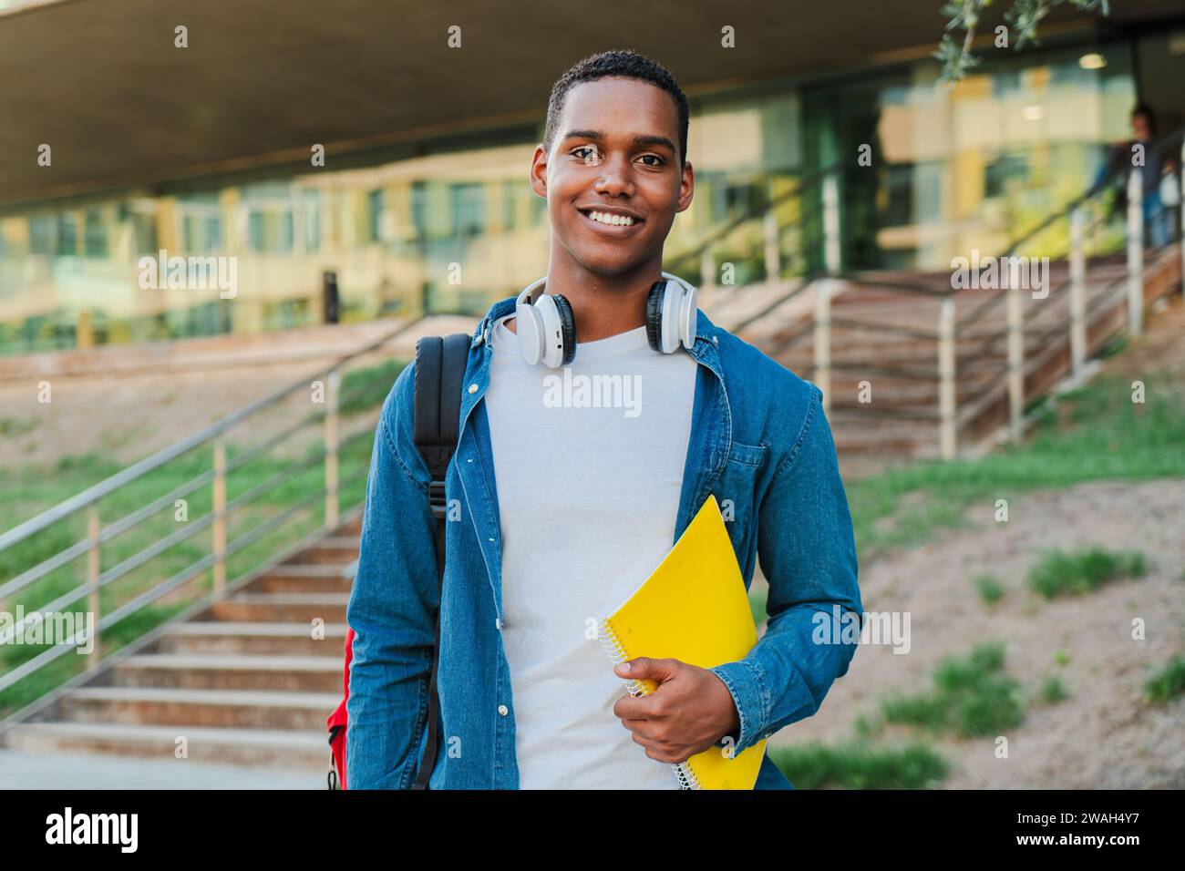 Teenage student backpack note hi-res stock photography and images - Alamy