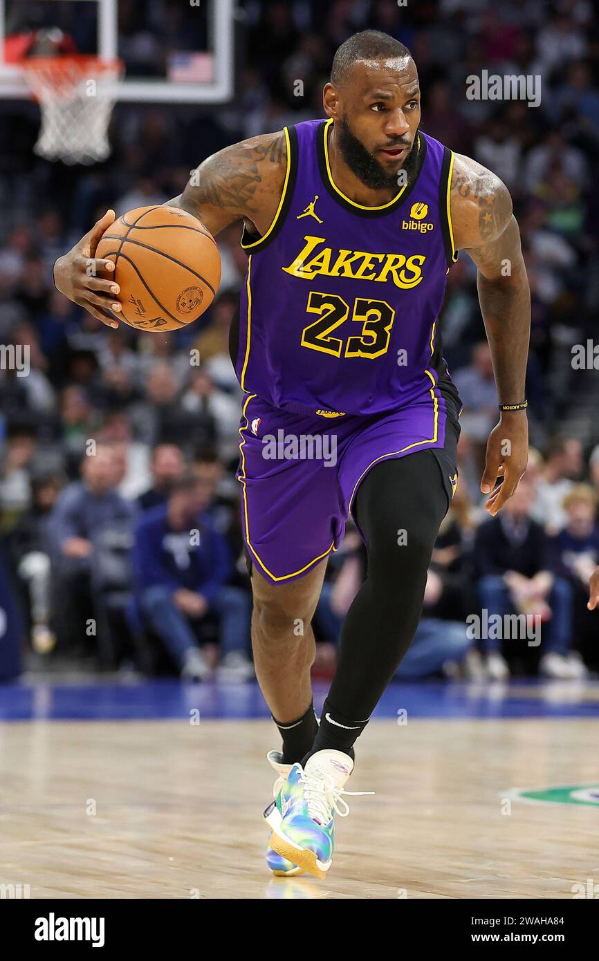 Los Angeles Lakers forward LeBron James (23) handles the ball during