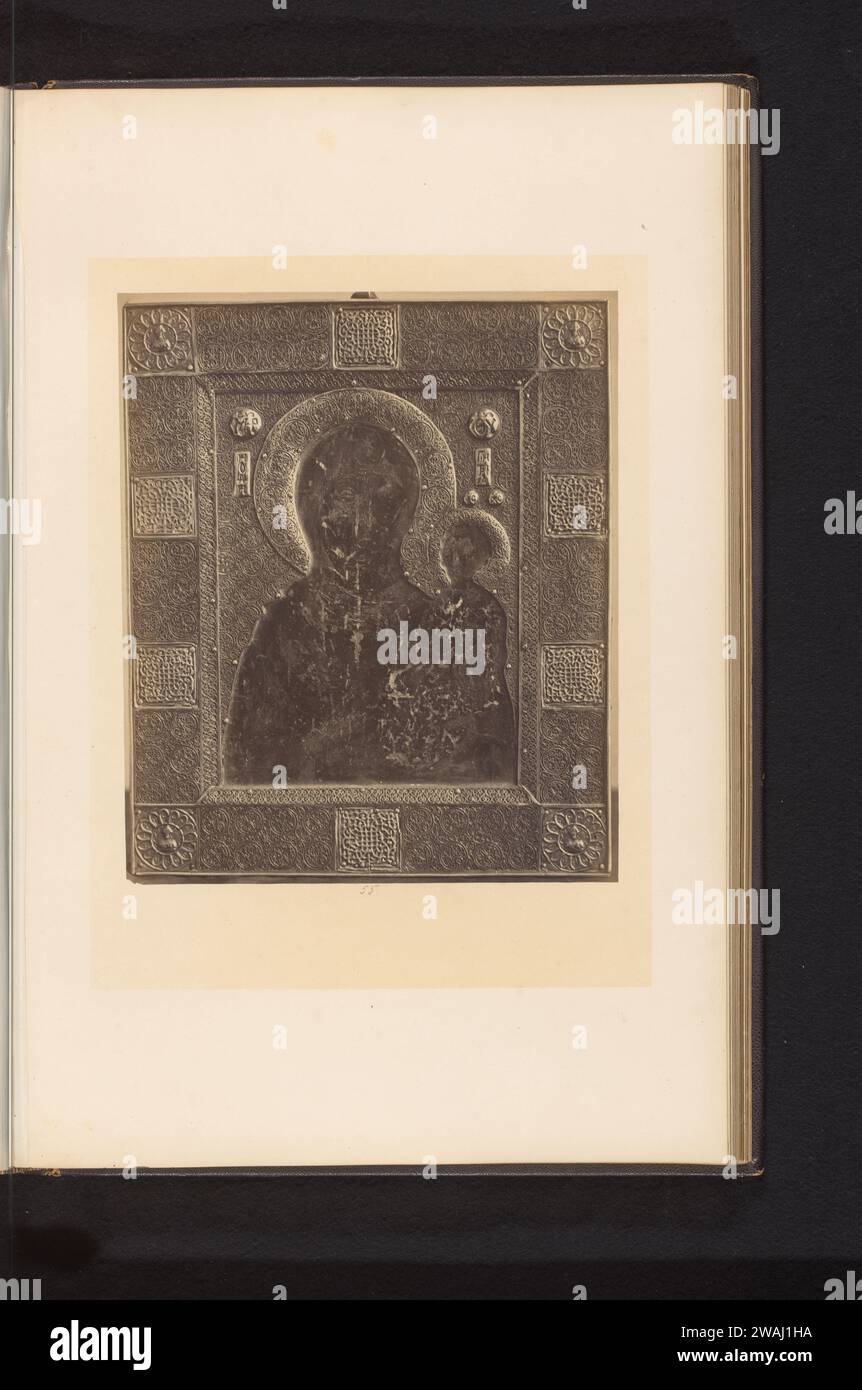Byzantine's relief of Mary with child from the St. Paul's Cathedral in Liège, set up at an exhibition on religious objects from the Middle Ages and Renaissance in 1864 in Mechelen, Joseph Maes, 1864 photograph  Mechelen photographic support albumen print piece of sculpture, reproduction of a piece of sculpture (+ Byzantine art). Mary standing (or half-length), the Christ-child in front of her, close to her bosom Mechelen Stock Photo