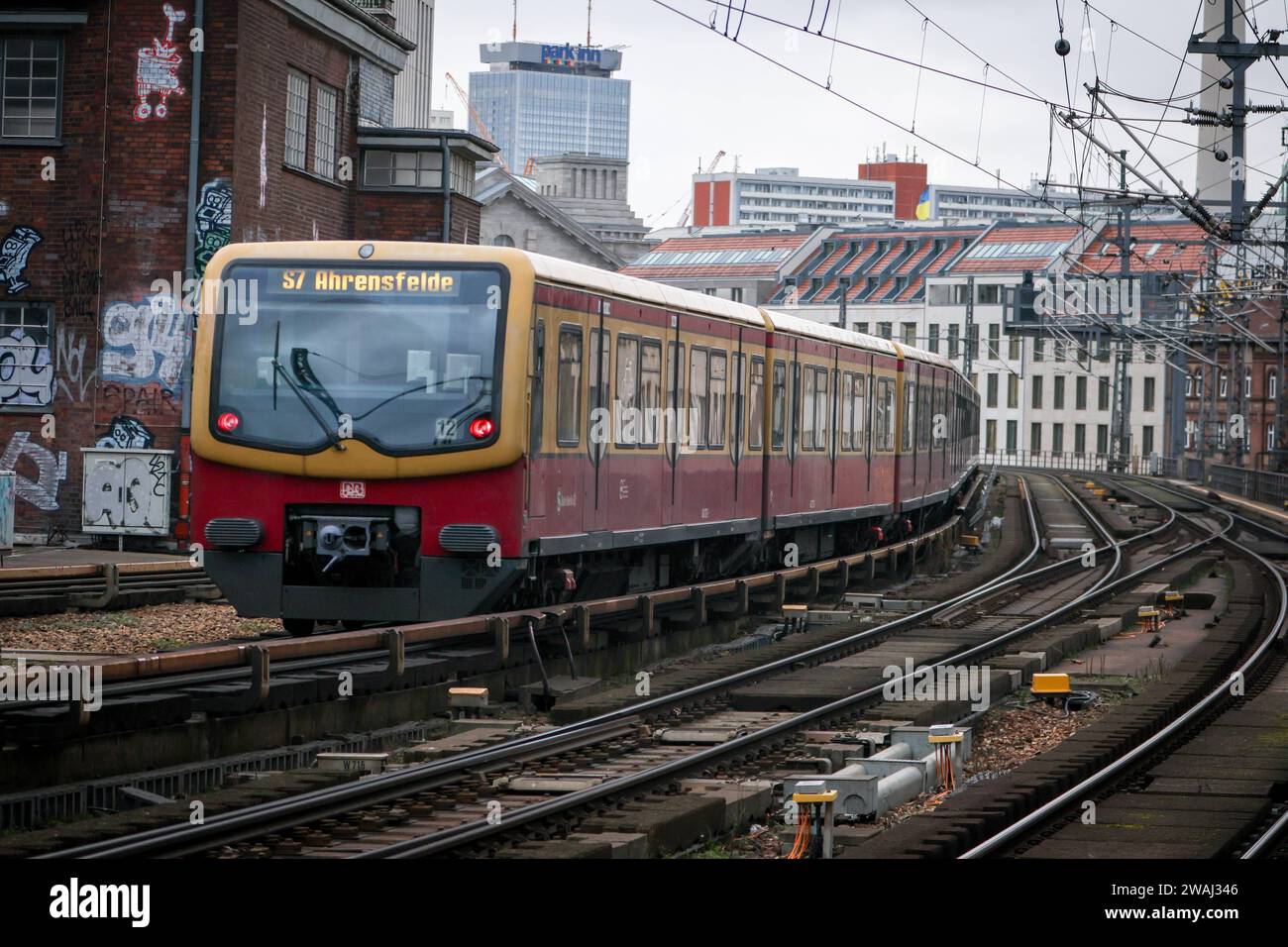 Best HD Pictures about  S7 Berlin Stationen  with No AI Images