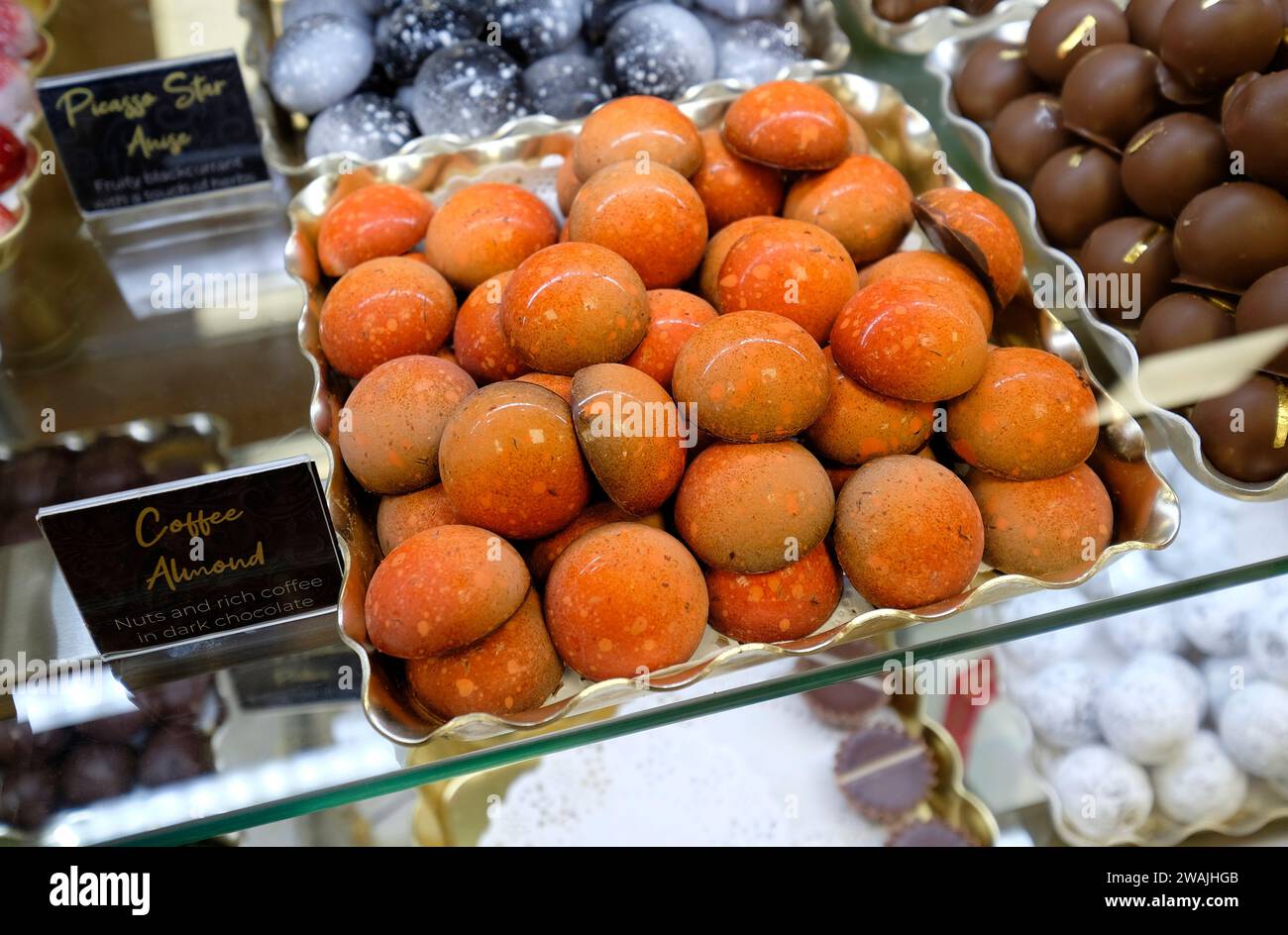 Luxury coffee shop hires stock photography and images Alamy