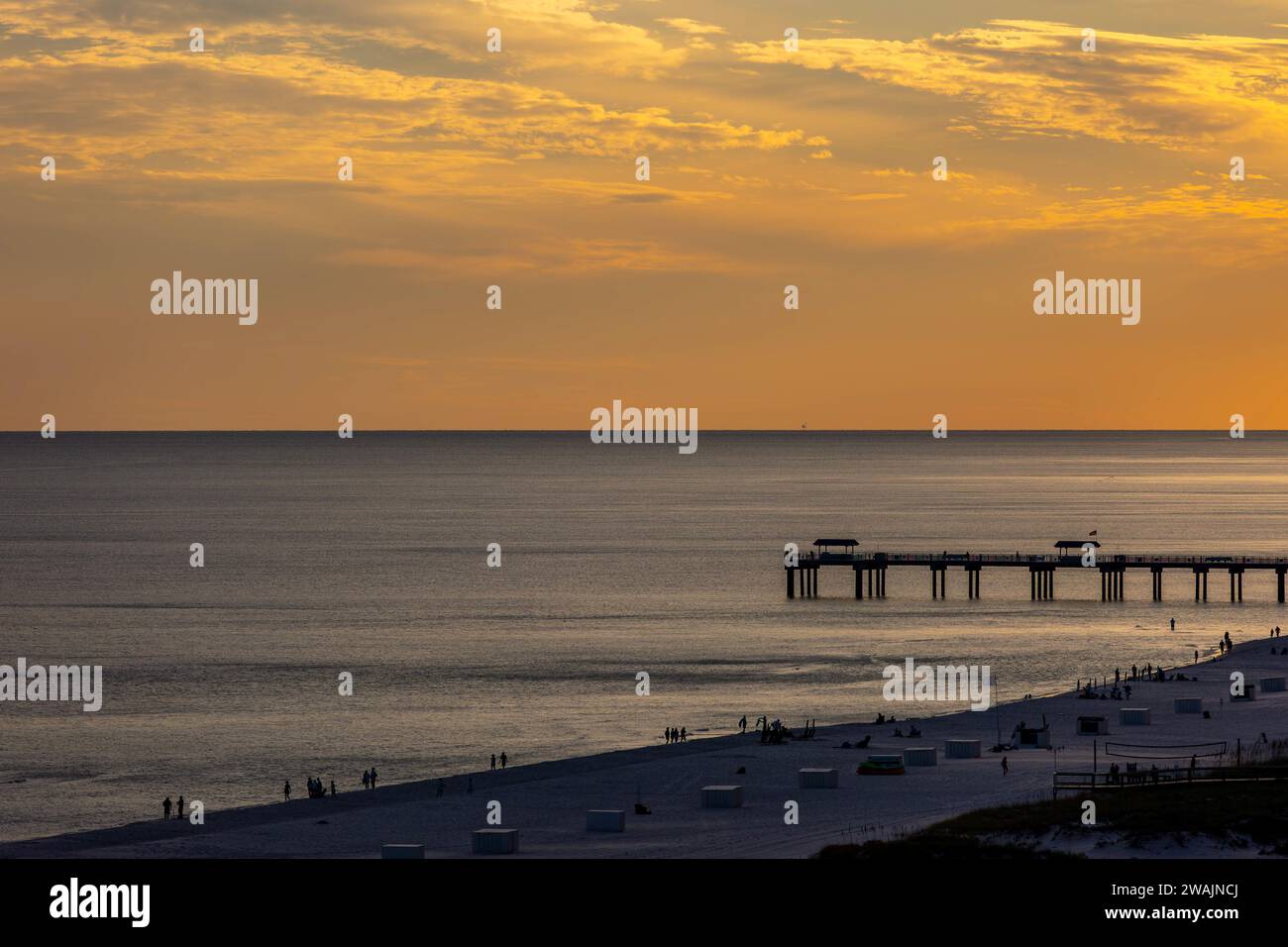 Aerial view tranquil sunrise hi-res stock photography and images - Alamy