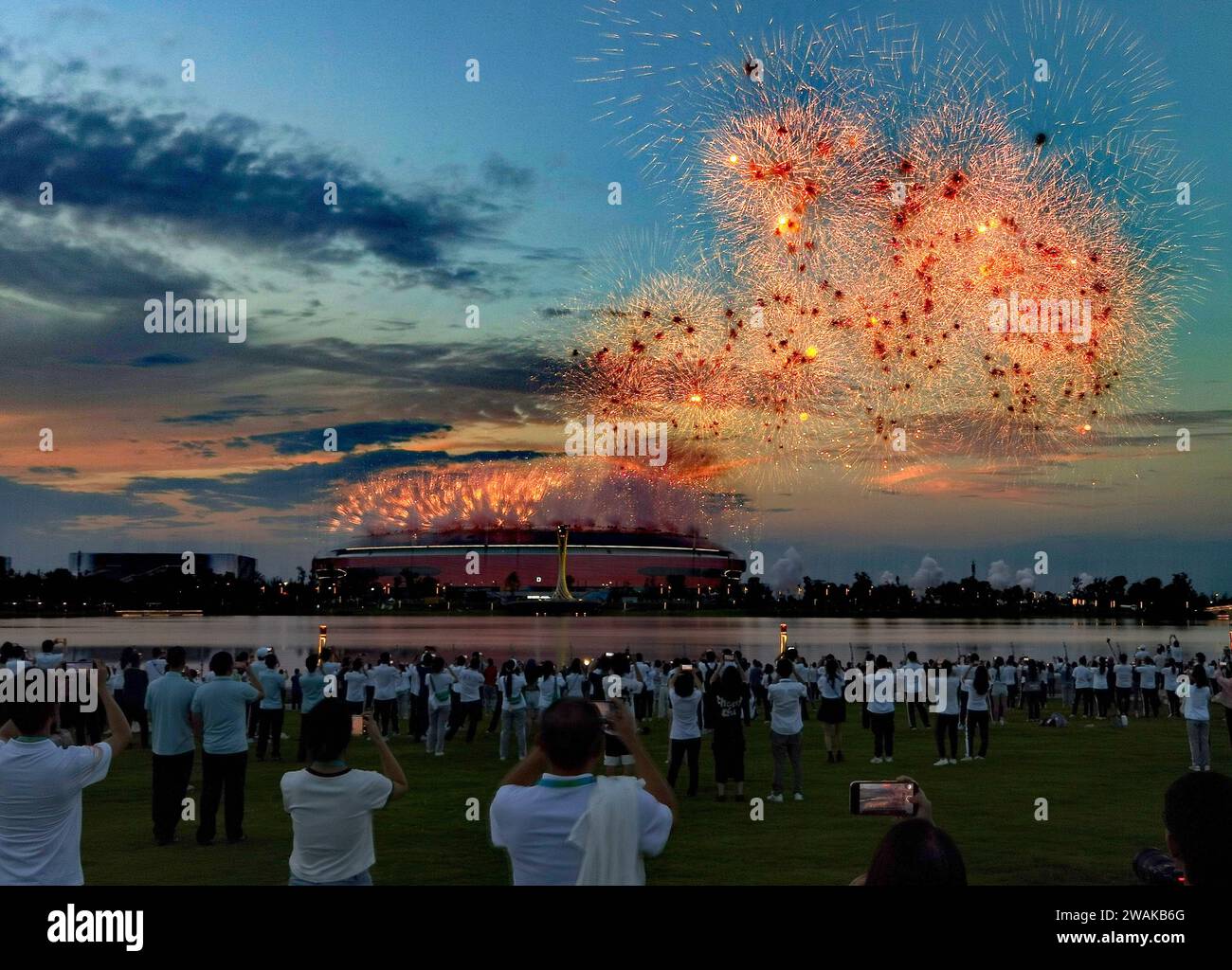 (240105) -- BEIJING, Jan. 5, 2024 (Xinhua) -- Fireworks are seen during the opening ceremony of the 31st FISU Summer World University Games in Chengdu, southwest China's Sichuan Province, July 28, 2023. (Xinhua/Lan Hongguang) Stock Photo