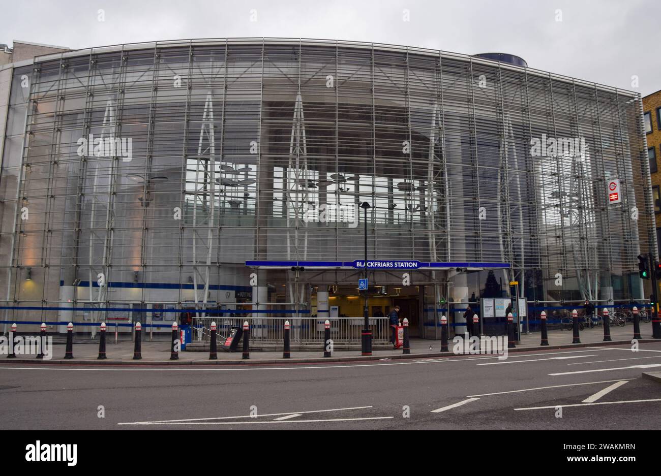 London, UK. 5th January 2024. Exterior view of Blackfriars Station. Credit: Vuk Valcic/Alamy Stock Photo