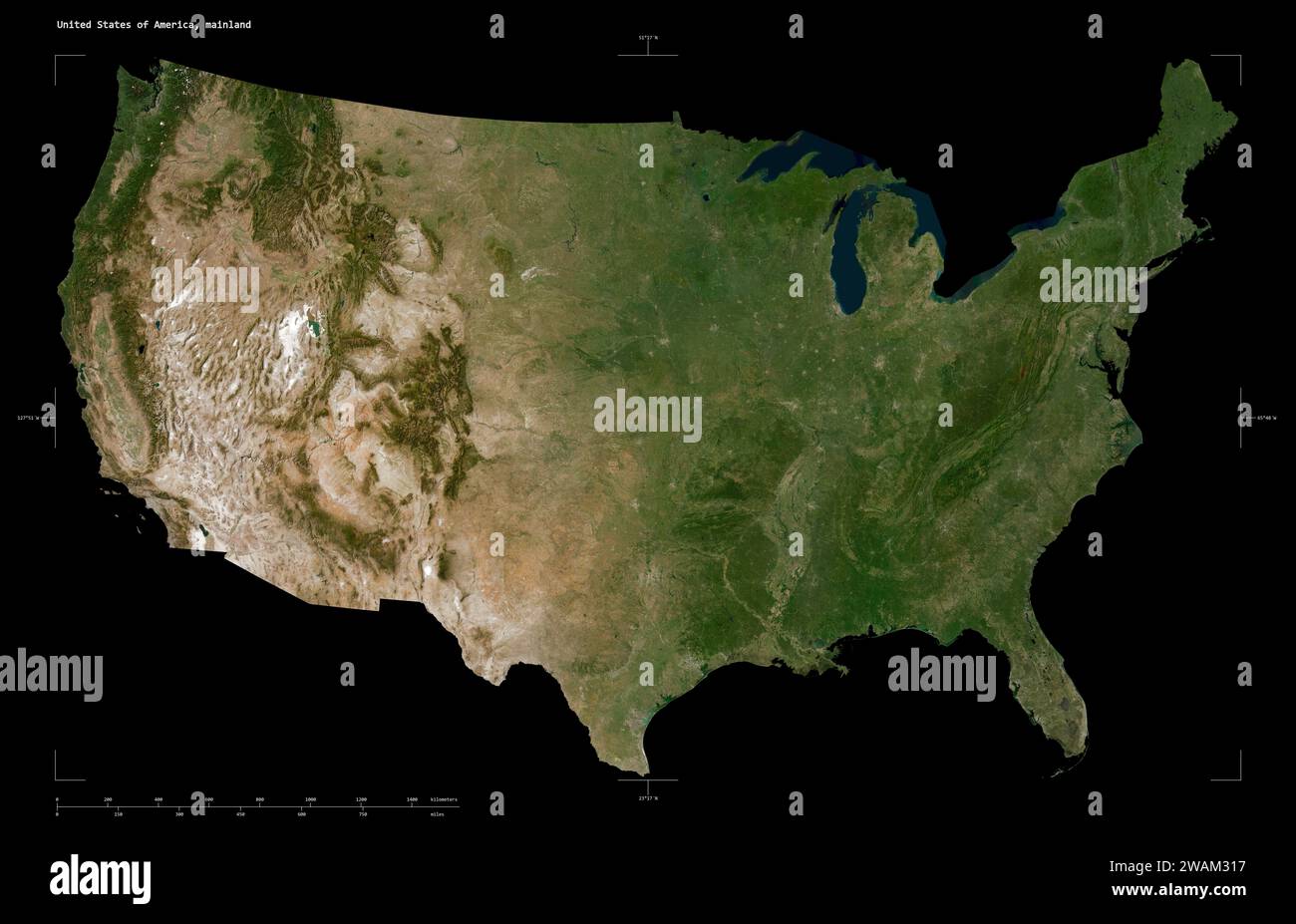 Shape of a low resolution satellite - Shape Of A Low Resolution Satellite Map Of The United States Of America Mainland With Distance Scale And Map Border Coordinates Isolated On Black 2WAM317