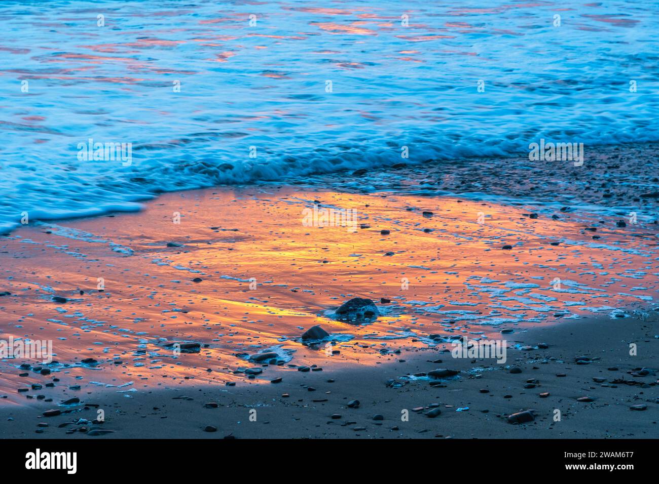 Sun reflection on the beach hi-res stock photography and images - Alamy