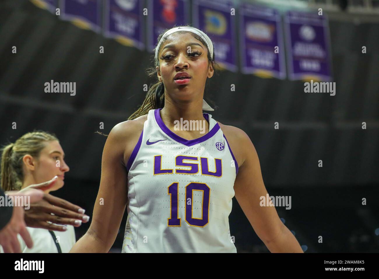 Baton Rouge, LA, USA. 04th Jan, 2024. LSU's Angel Reese (10) heads to ...