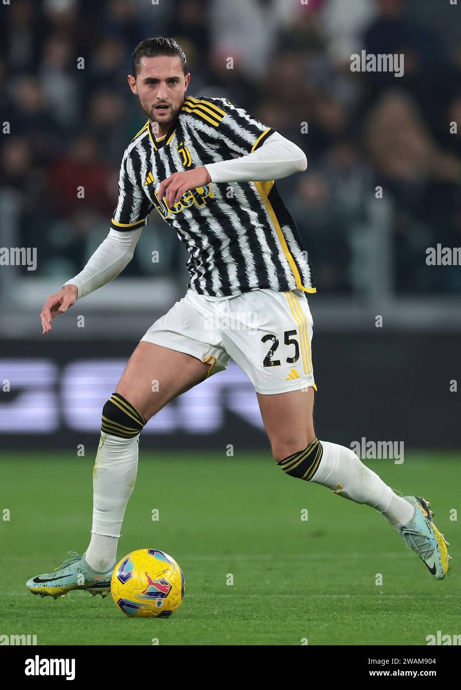 Salernitana adrien hi-res stock photography and images - Alamy