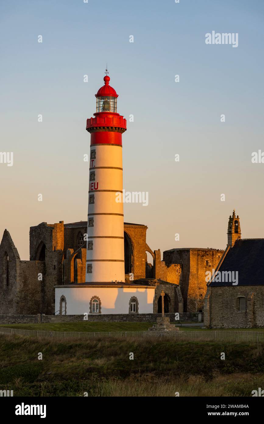 Saint-Mathieu Lighthouse, Pointe Saint-Mathieu in Plougonvelin ...