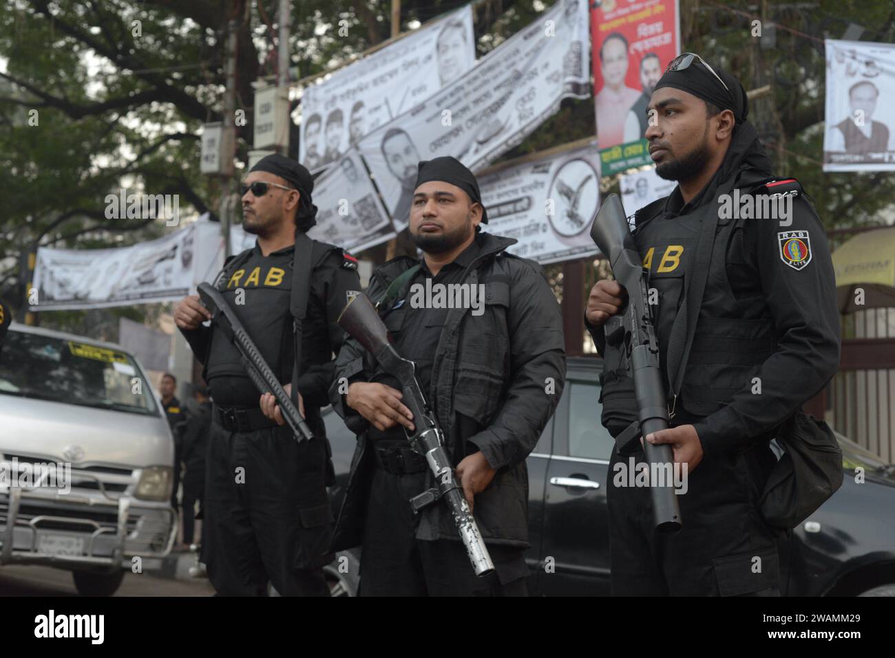 Dhaka, Bangladesh. 6th Jan, 2024. Members of the Rapid Action Battalion