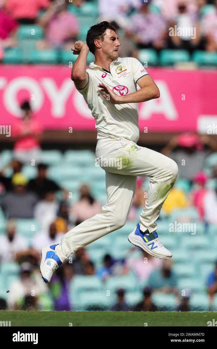 Sydney, Australia, 5 January, 2024. Pat Cummins Of Australia Bowls ...