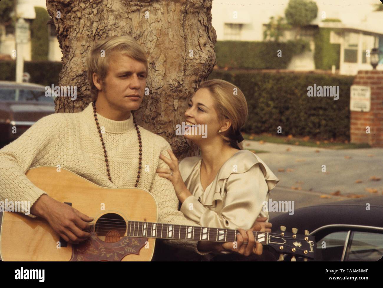 1969: Actor and singer DAVID SOUL with his wife Karen Soul. (Credit Image: © Henry Fox/Globe