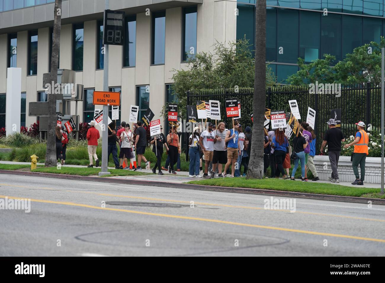 Hollywood Actors And Writers On Strike Stock Photo Alamy