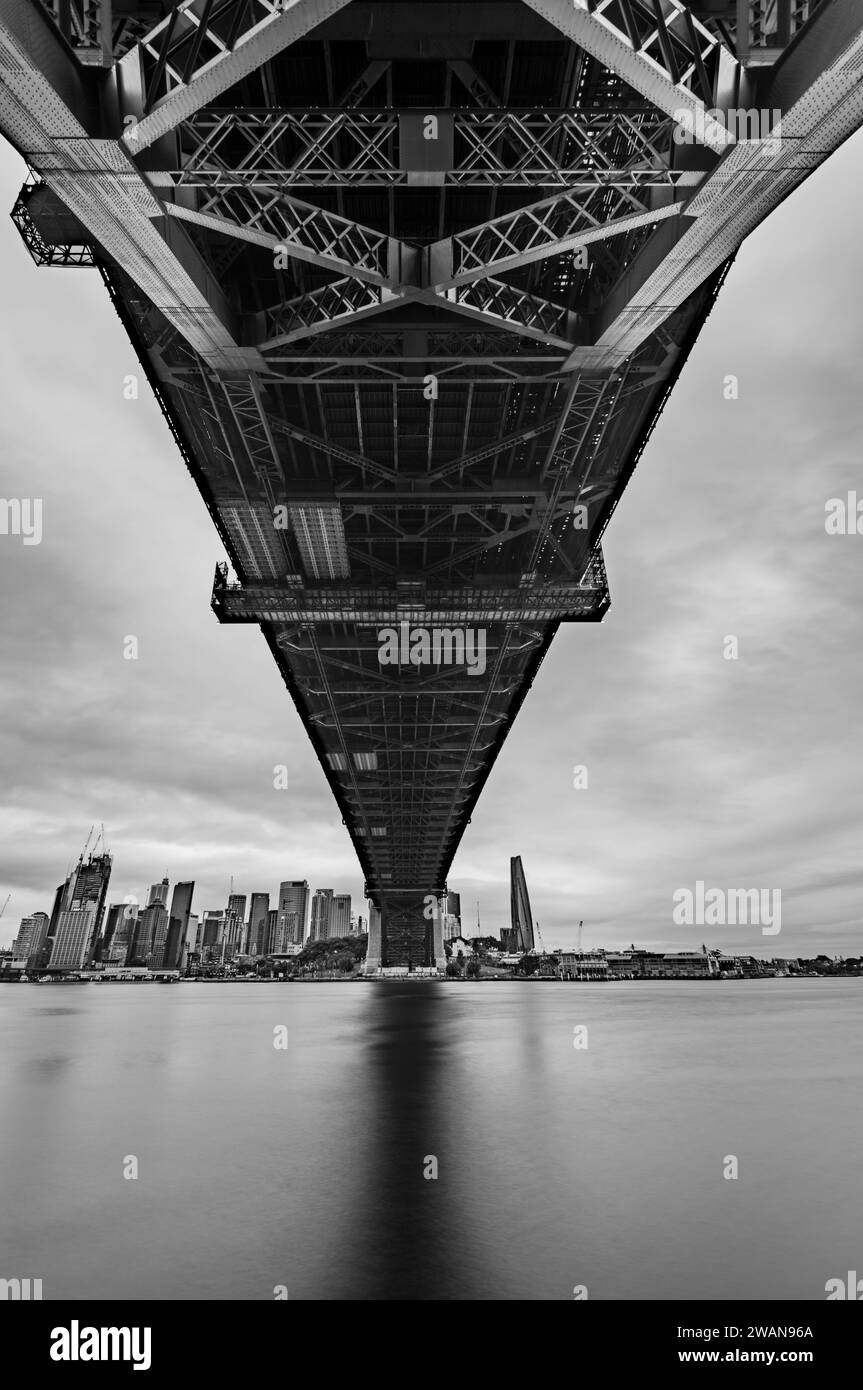 Harbor under bridge Black and White Stock Photos & Images - Alamy