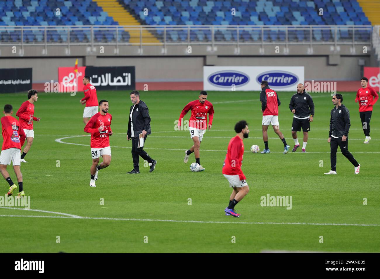 Cairo, Egypt. 5th Jan, 2024. Egypt's national football team players