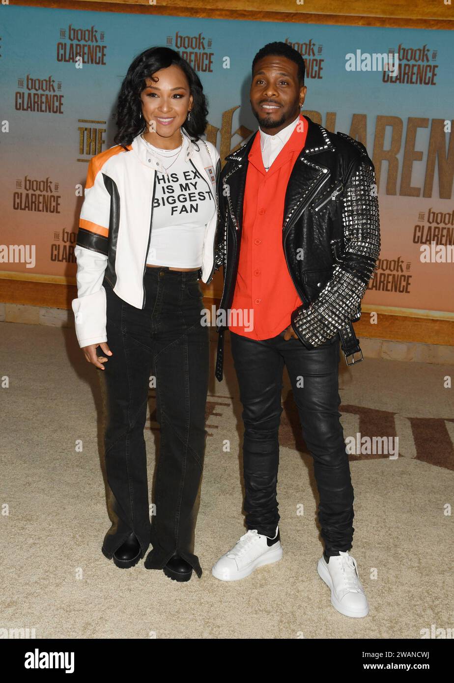 LOS ANGELES, CA - JANUARY 5: Kel Mitchell and wife Asia Lee at The Book of Clarence LA Premiere on January 5, 2024 at The Academy Museum of Motion Pictures in Los Angeles, California. Copyright: xJeffreyxMayerx Stock Photo