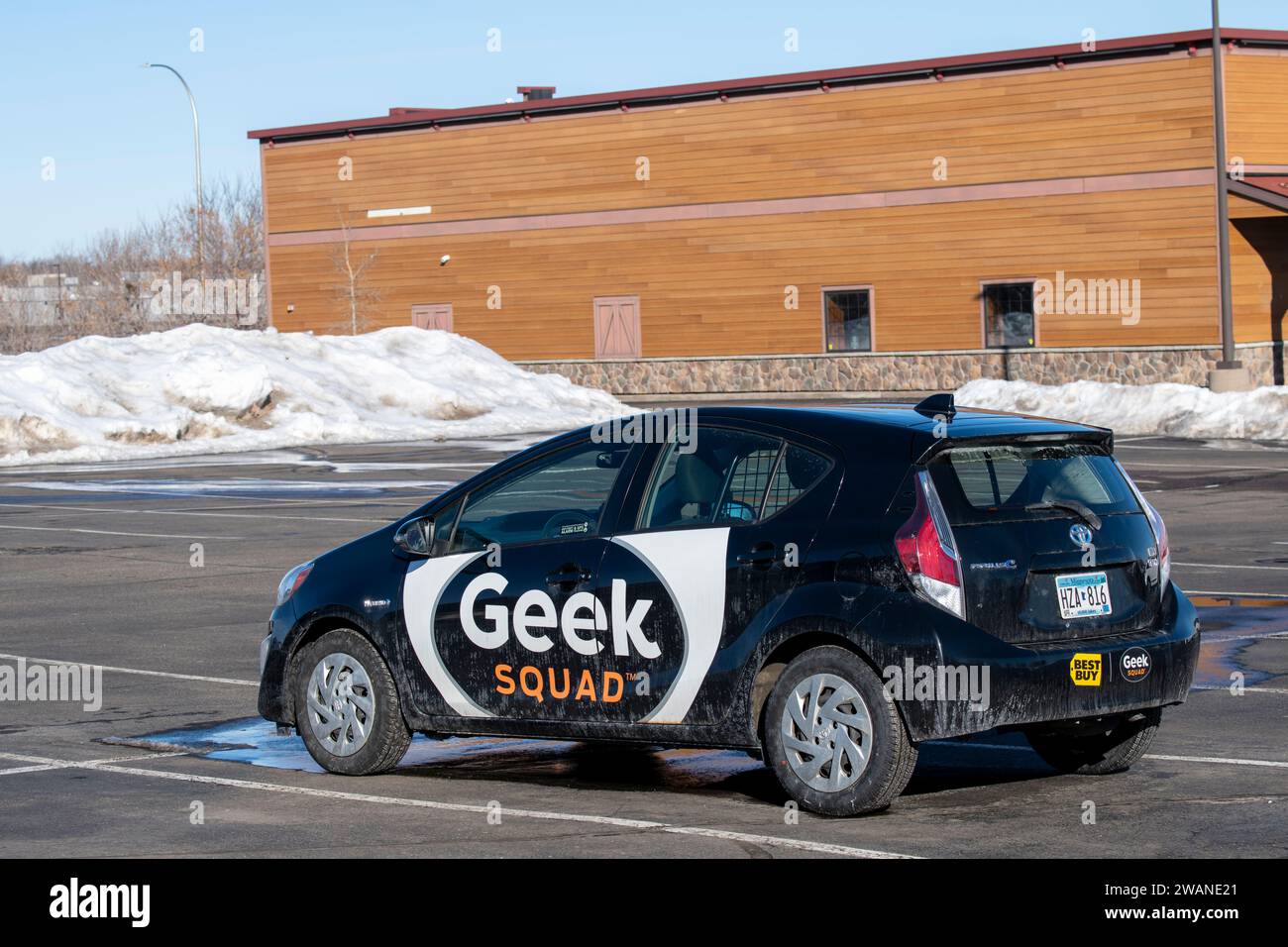 Maplewood, Minnesota. Best Buy. Geek Squad.  The Geek Squad  are technology experts located in most Best Buy stores Stock Photo