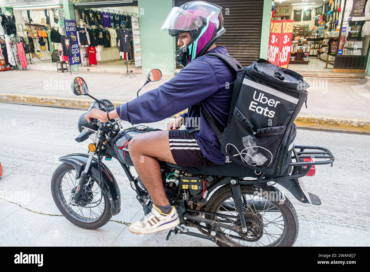 Delivery motorcycle traveling hi res stock photography and images Alamy