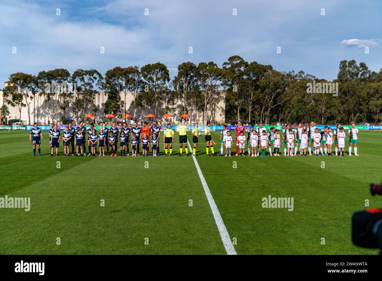 Bundoora, Australia. 6 January, 2024. Left to Right Melbourne Victory