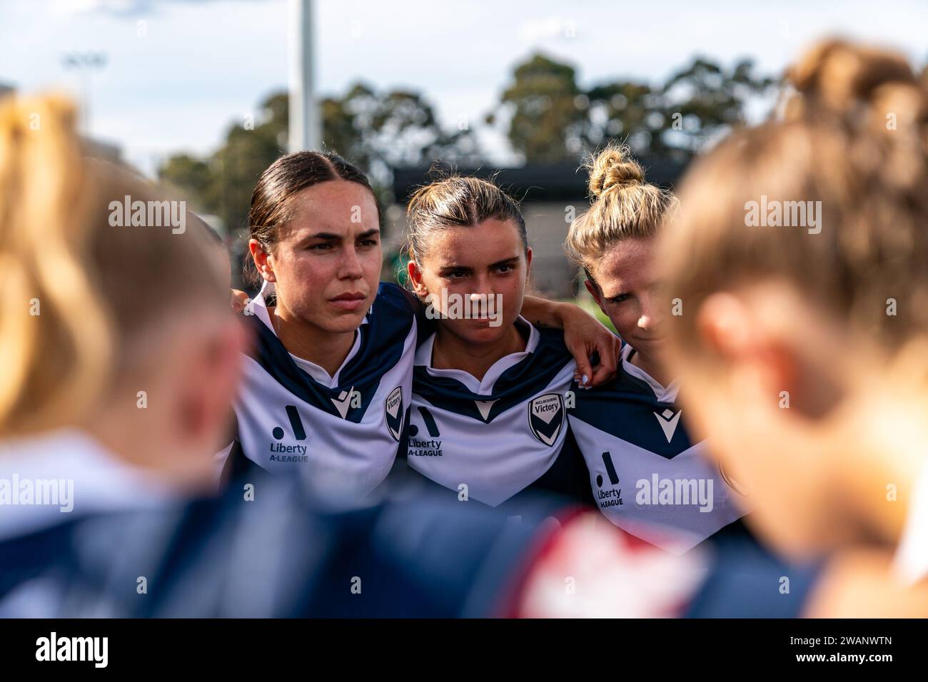 Bundoora, Australia. 6 January, 2024. Melbourne Victory FC Defender Emma Checker (#15), Melbourne Victory FC Midfielder Paige Zois (#16) in the team huddle prior to the start of the Liberty A-League Women’s match between Melbourne Victory FC and Western United FC at the Home of the Matildas in Bundoora, Australia. Credit: James Forrester/Alamy Live News Stock Photo