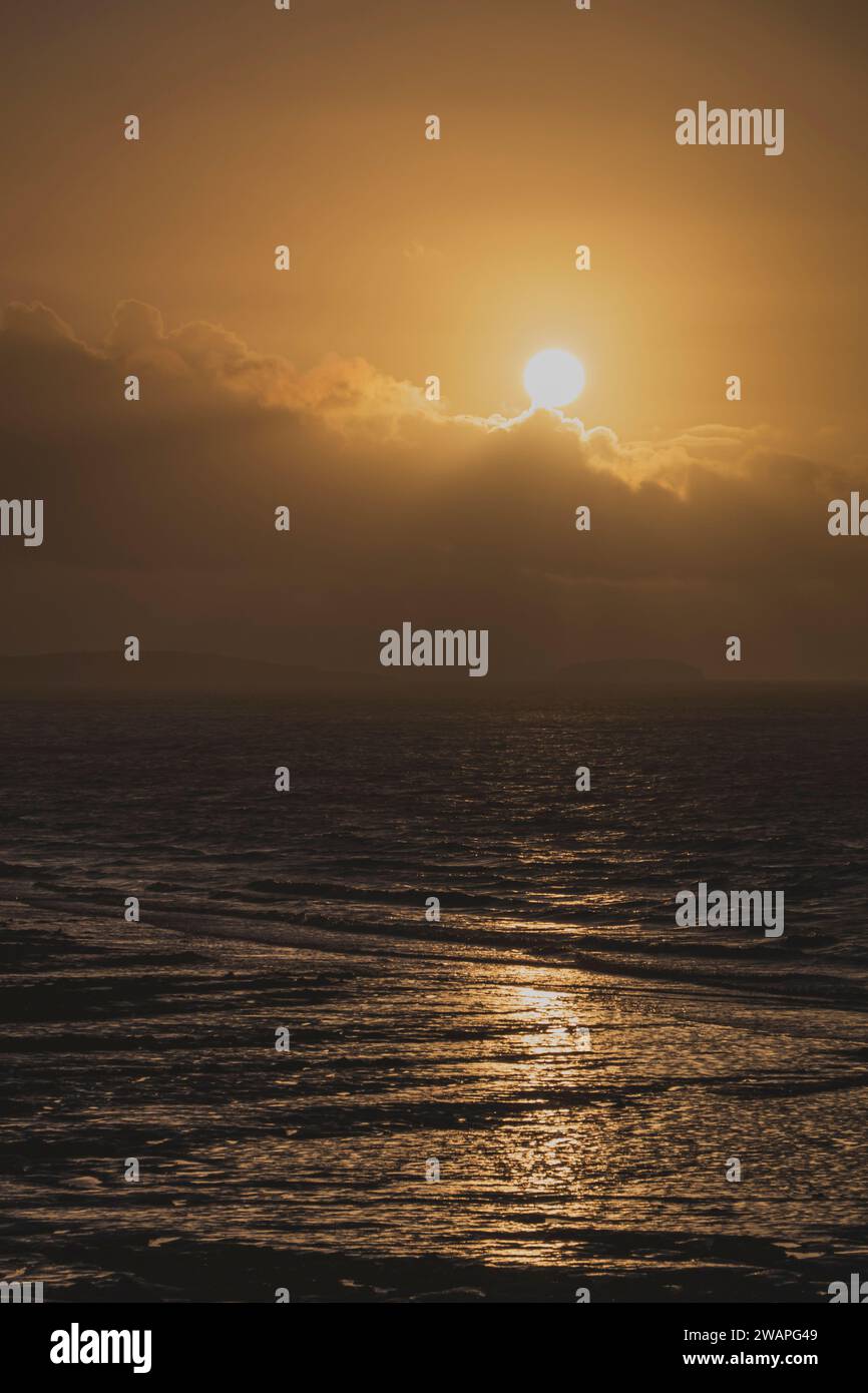 Golden sky over estuary hi-res stock photography and images - Alamy