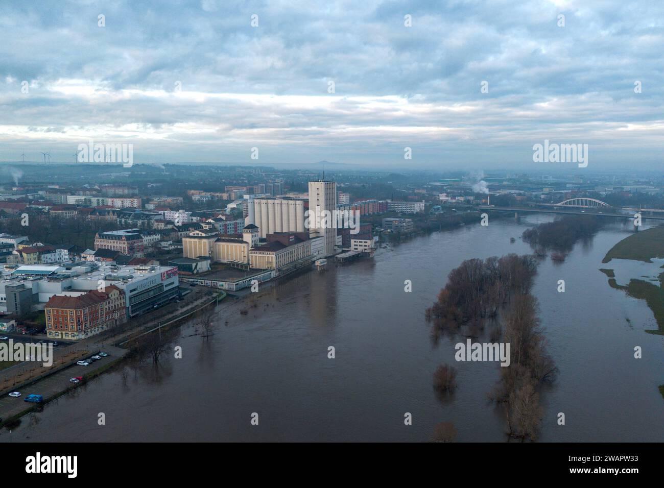 Riesa germany floods riesa hi-res stock photography and images - Alamy