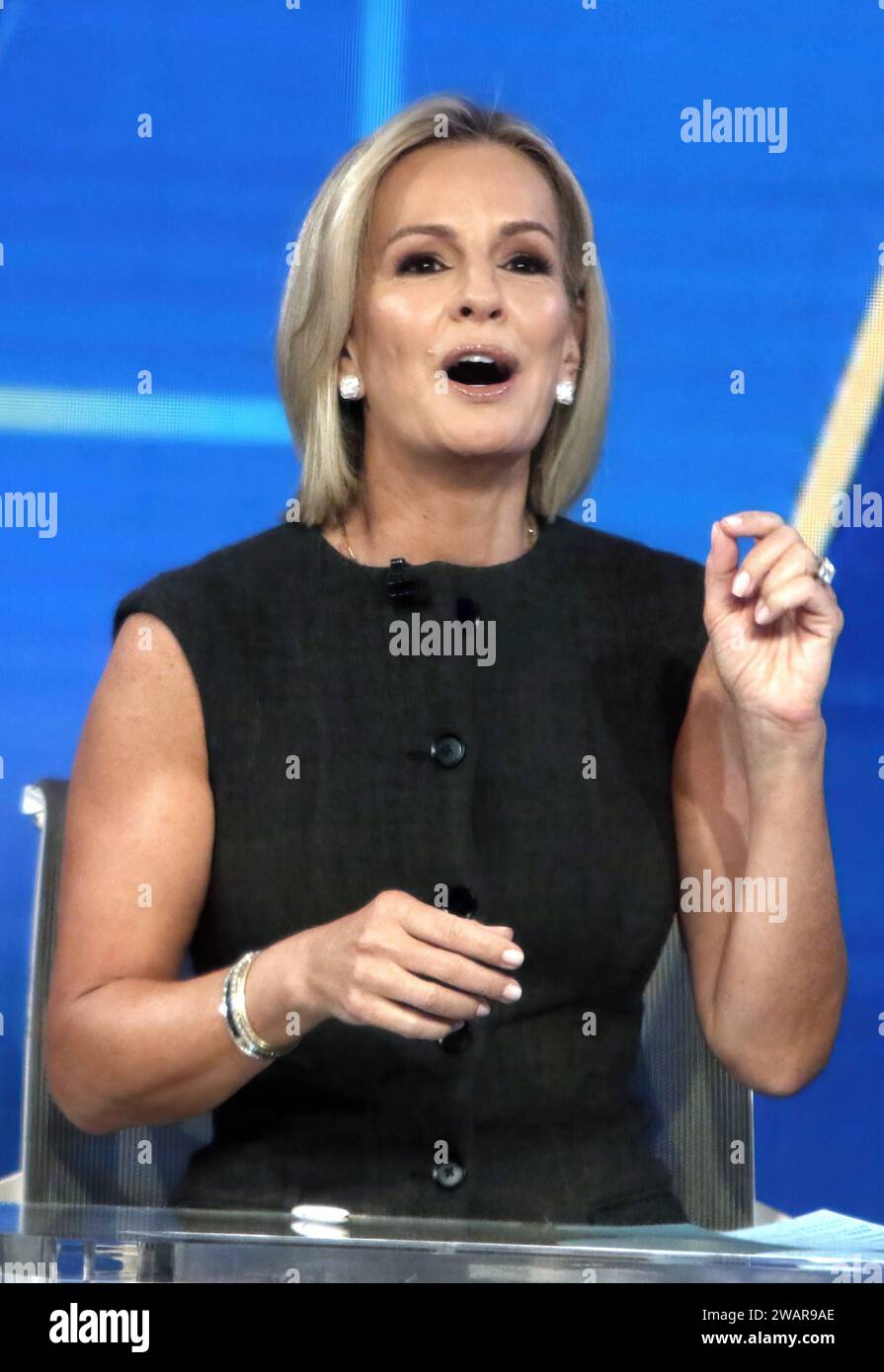Dr jennifer ashton hi-res stock photography and images - Alamy