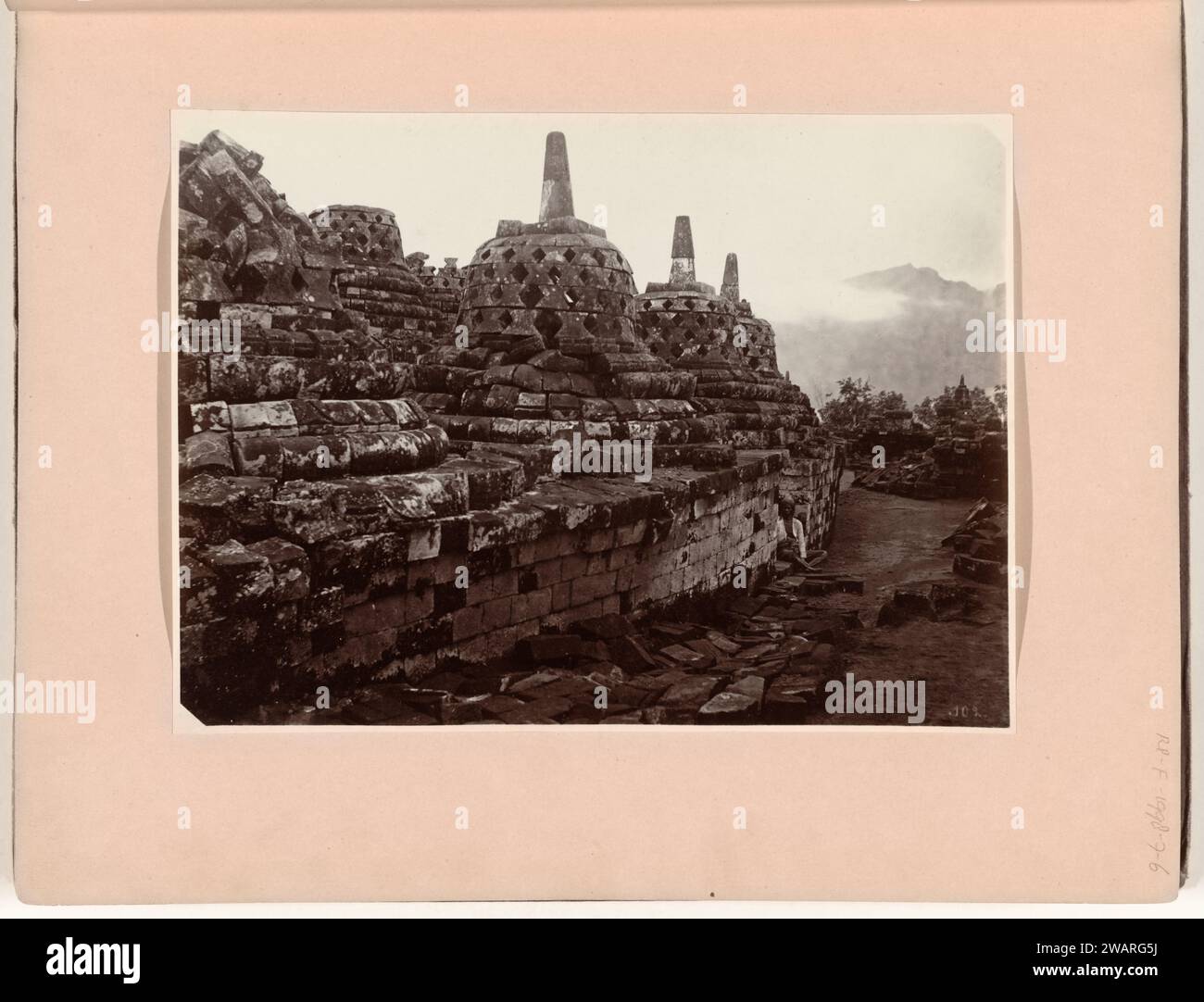Java 1890 View of the top of the Borobudur, C. Dietrich (photographer), 1875 ...