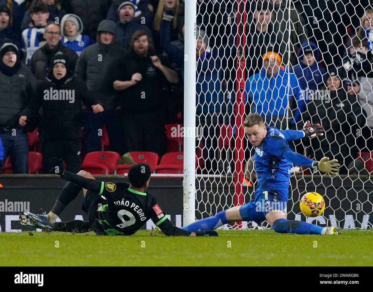 Joao pedro scores hires stock photography and images Alamy