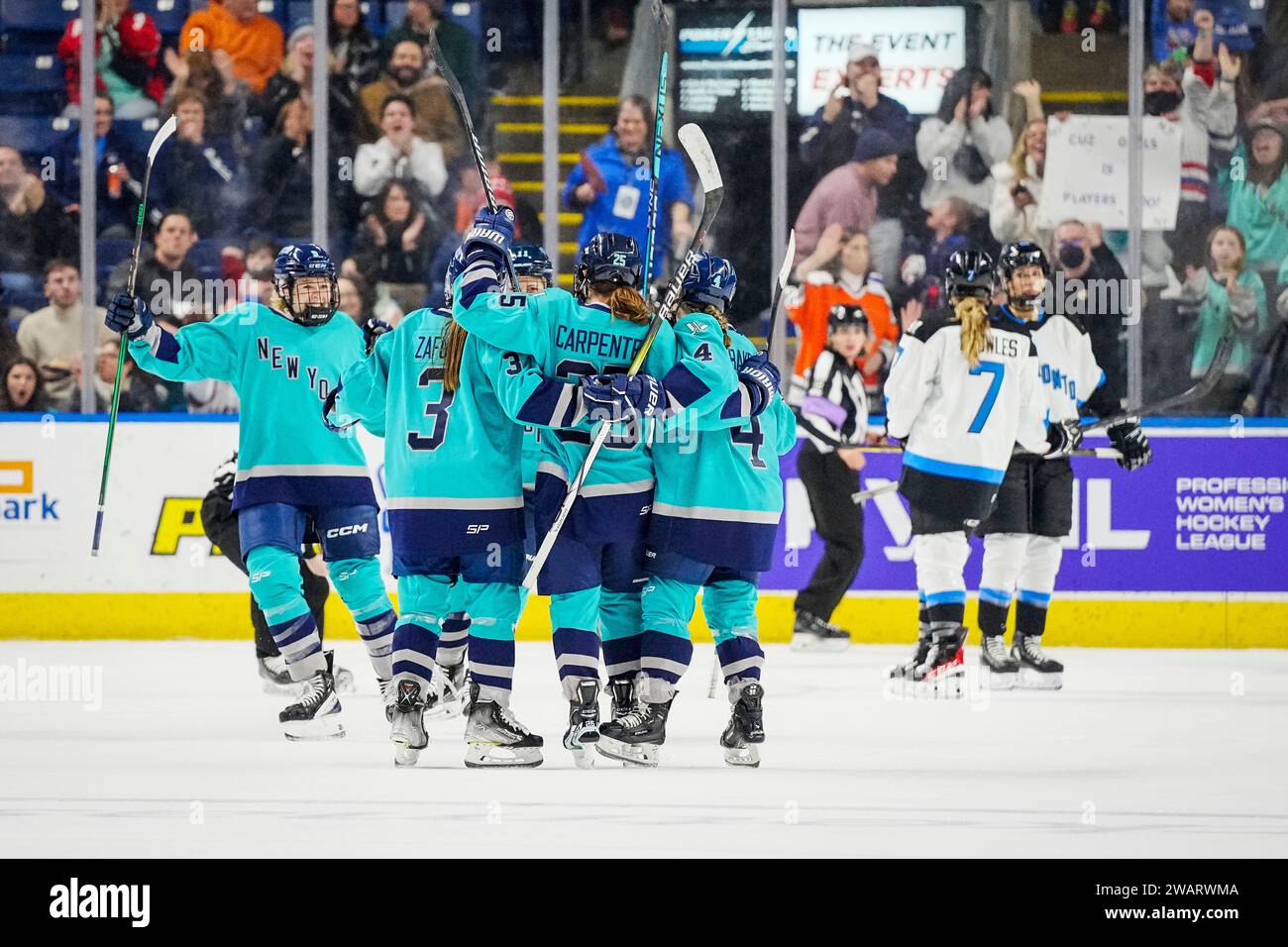 Bridgeport, CT, USA. 5th Jan, 2024. Teammates celebrate a goal by New