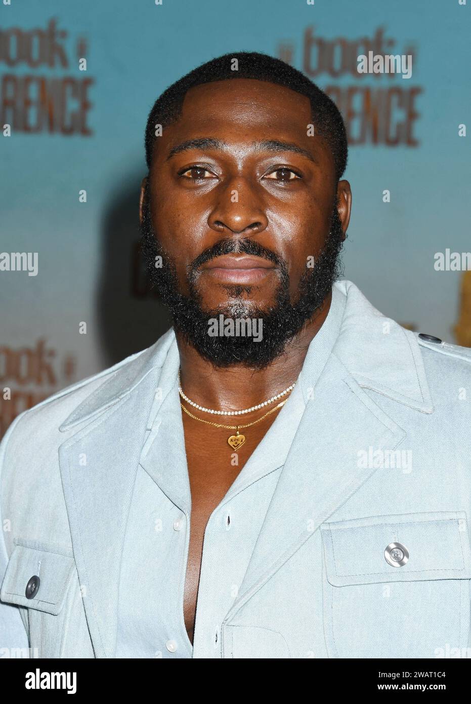 LOS ANGELES, CALIFORNIA - JANUARY 05: Eric Kofi Abrefa attends the Los
