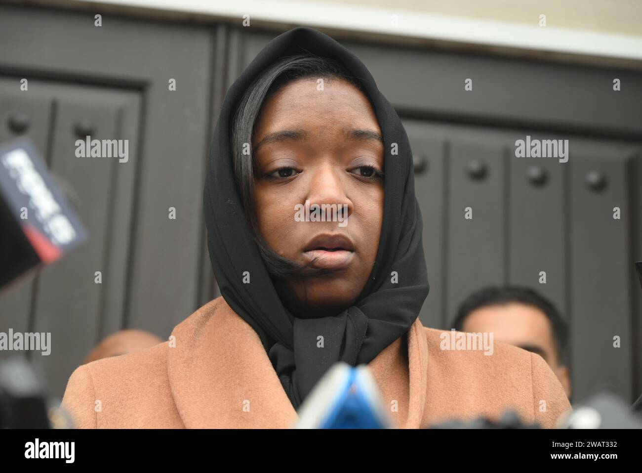 Newark, New Jersey, USA. 6th Jan, 2024. (NEW) Tanasia Ransom, Daughter of late Imam Hassan Sharif speaks at news conference in Newark, New Jersey. January 6, 2024, Newark, New Jersey, USA: Tanasia Ransom, Daughter of late Imam Hassan Sharif speaks at a news conference to share her grief on the loss of Imam Hassan Sharif who was murdered outside of a mosque in Newark, New Jersey. (Credit Image: © Kyle Mazza/TheNEWS2 via ZUMA Press Wire) EDITORIAL USAGE ONLY! Not for Commercial USAGE! Stock Photo