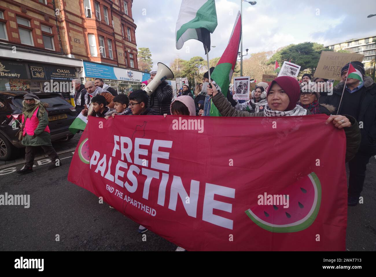 Over 200 marched through Bournemouth for a Ceasefire in Gaza on the 6th